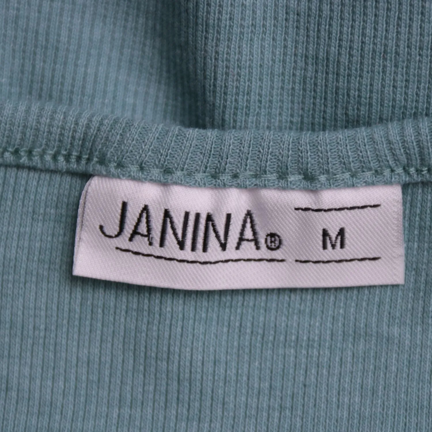 Зелёная футболка JANINA в рубчик с пуговицами, размер 46 (M)